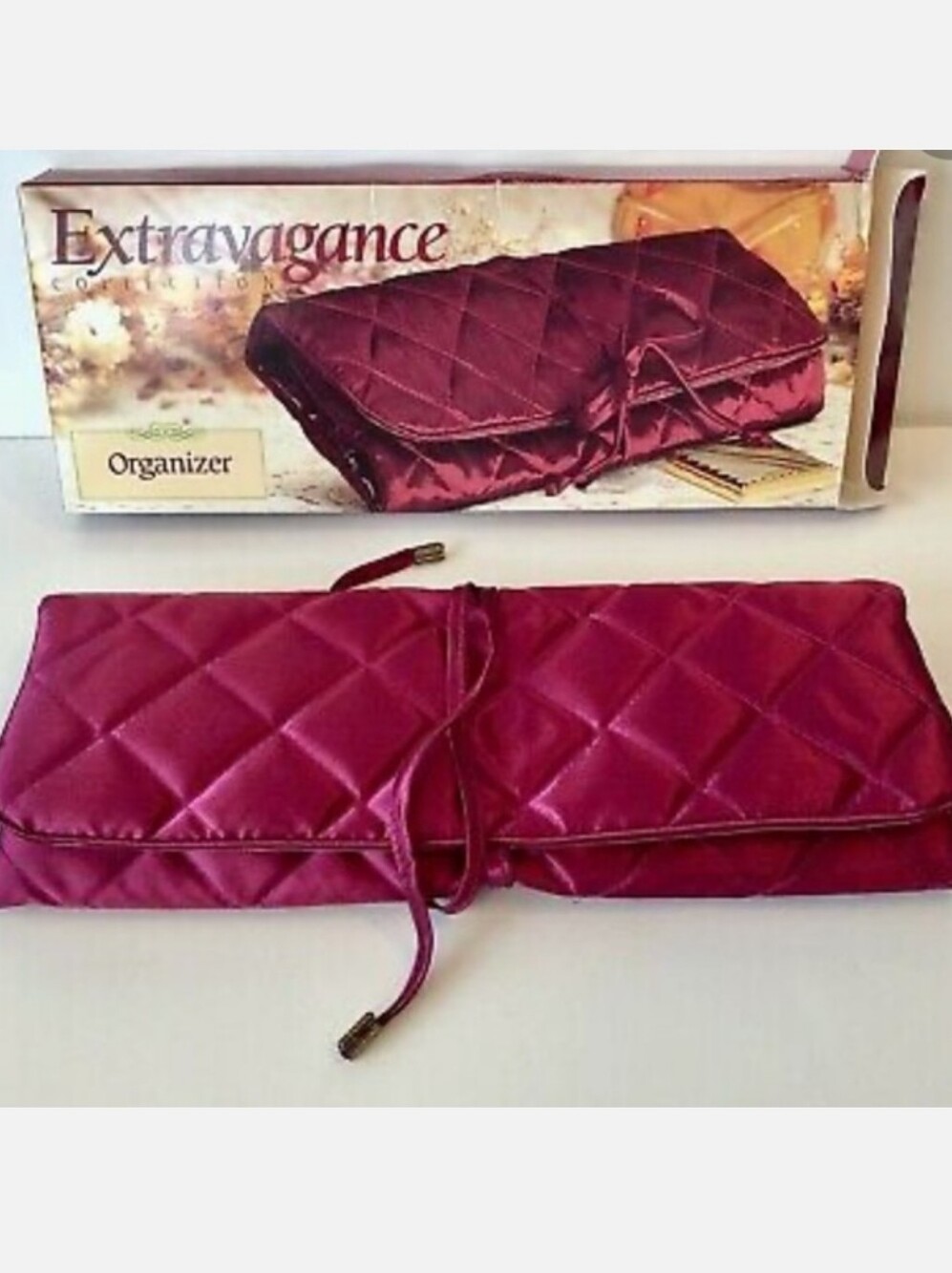 NWOT Extravagance Collection Fuchsia Travelling Makeup/ Jewelry Case Satin/Nylon